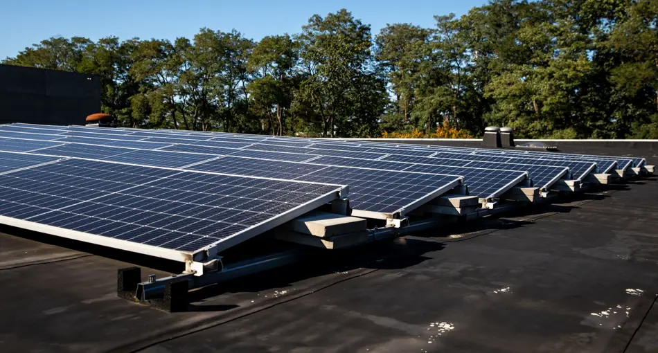 Zonnepanelen op grote daken